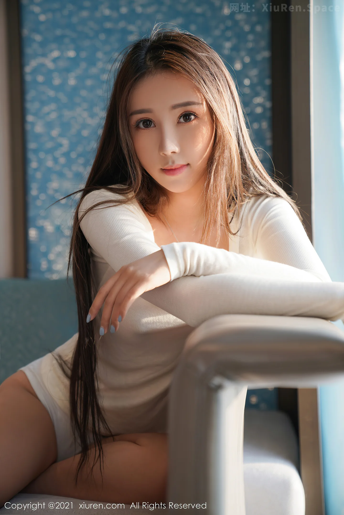 图片[2]-[XiuRen秀人网]VOL.3106 嫩模蘇～蘇私房白色薄透上衣秀完美身材豪乳半球撩人诱惑写真50P-秀人网官方网站
